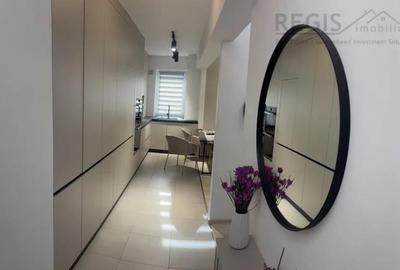 Apartament cu 2 camere decomandat în Tractorul