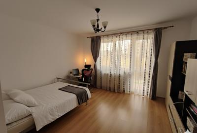 Garsoniera cu Gradina ?i Parcare Privata Tractorul - 2