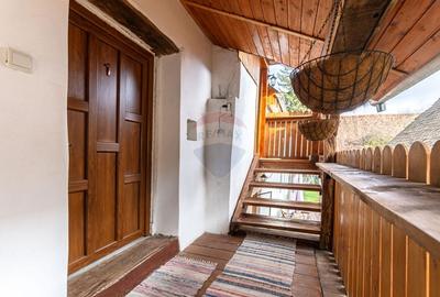 Casa / Vila cu 7 camere de vanzare - 54