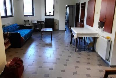 Proprietar, vand casa si curte, cu acte la zi - 3