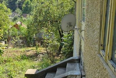 Casă cu 5 camere în Aluniș - 2