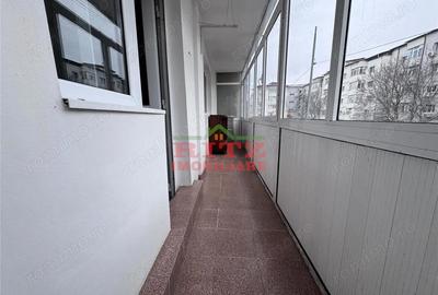 Apartament cu 3 camere semidecomandat în Central - 9
