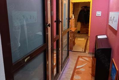 Proprietar vand apartament 3 camere Miori?ei