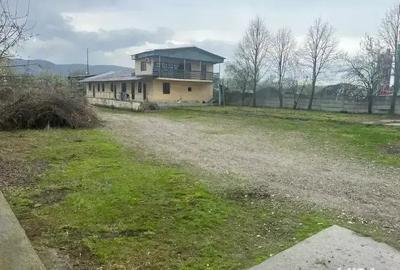 Hala cu cladire de inchiriat deschidere la strada 43m - 3