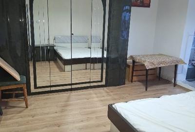 Inchiriez apt 3 cam dec - 4