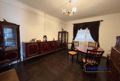 Casa cu 4 camere, beci si teren drept de 1700mp, strada Victoriei, Comanesti - 4