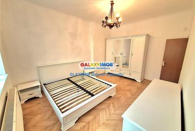 Apartament cu 3 camere decomandat, mobilat în Armeneasca