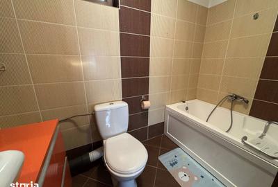 Casă cu 4 camere cu Teren 500 Mp în Central - 2