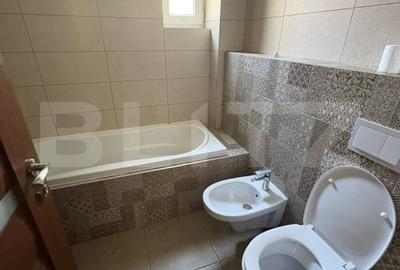 Apartament 3 camere, 60 mp, Școala Nr. 10, zona Burdujeni - 8