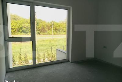 Casă cu 4 camere cu Teren 240 Mp în Ghiroda - 1