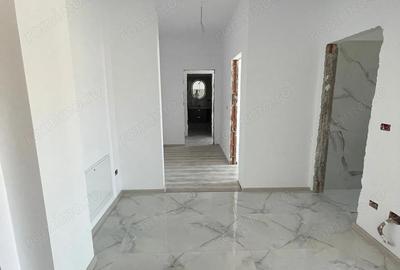 Apartament cu 3 camere decomandat în Central - 6