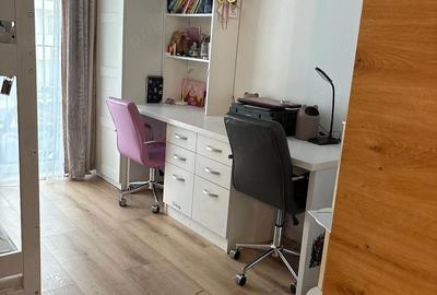 Apartament cu 3 camere decomandat în Florești - 6
