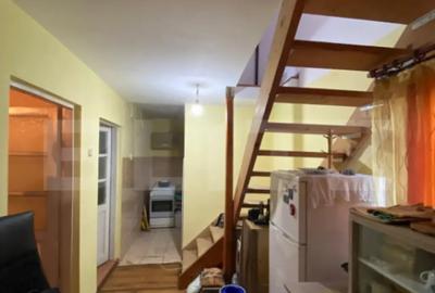 Casă cu 4 camere cu Teren 1900 Mp în Seciu - 2