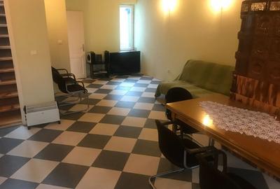 Casă individuală cu 4 camere cu Canalizare în Schei - 3