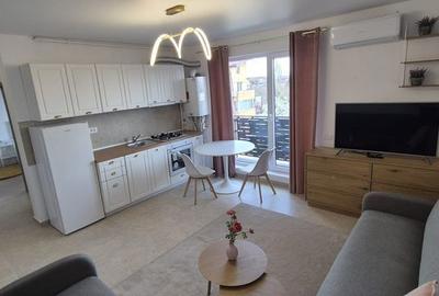 Apartament cu 2 camere decomandat în Central