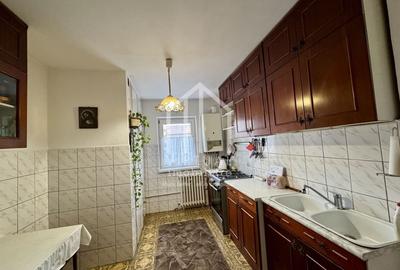Apartament cu 4 camere, 78mp utili, etaj 3/4, pivnita, Strand Apartament cu 4 camere, 78mp utili, etaj 3/4, pivnita, Strand - 7