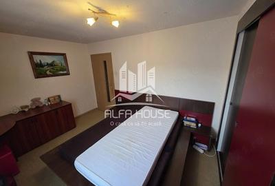 Apartament cu 3 camere semidecomandat în Govândari