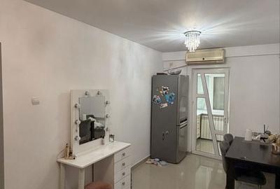 Apartament cu 2 camere decomandat în C5 - 4