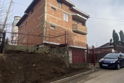 Casă cu 4 camere în Fălticeni - 7