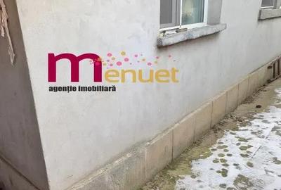 Casă cu 5 camere cu Garaj în Piața Nouă - 7