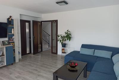Casa D+P+E la intrare in Curtesti - 6
