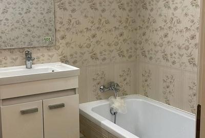 Garsonieră decomandată în Decebal