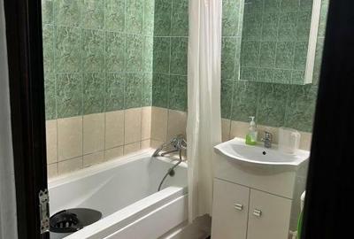 Apartament cu 3 camere semidecomandat în Central - 8