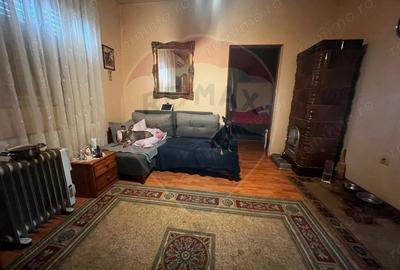 Casa 4 camere 1080 mp teren zona Gradiste - 8