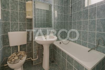 Apartament decomandat de vanzare 2 camere cu balcon bloc cu lift - 10