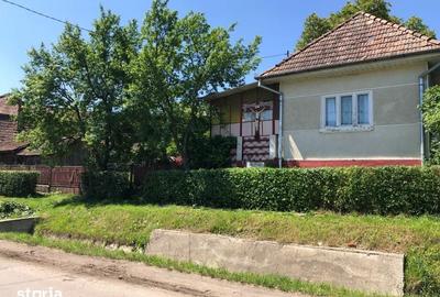 Casă cu 3 camere semidecomandat cu Teren 1350 Mp în Râciu - 1