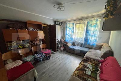 Apartament de vanzare, cu 2 camere, 40 mp, zona Micro 11