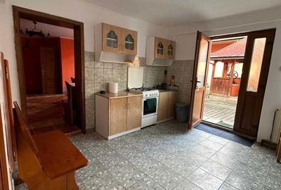 Casă cu 4 camere în Gura Văii - 1