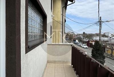 Casă individuală cu 4 camere cu Canalizare în Colentina - 13