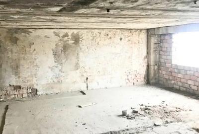 Spațiu comercial, de 549 mp, în Central - 12