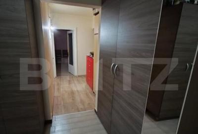 Apartament de vanzare, cu 4 camere, 80 mp, zona Calea Aradul - 14
