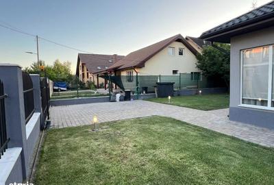 Casă cu 4 camere în Central - 2