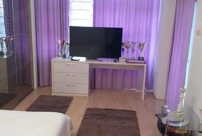 Casă cu 8 camere cu Teren 776 Mp în Central - 2