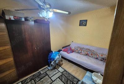 Apartament 2 camere de vanzare Micro 3 - 4