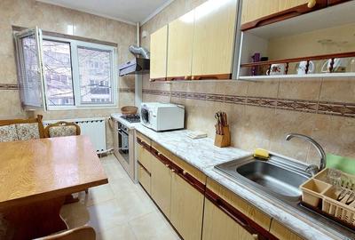 13 Seprembrie,Panduri, metrou Academia Militara la 800m - 3