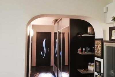 CITY MALL APARTAMENT CU 4 CAMERE ST 89 MP PRET 128000 EURO - 4