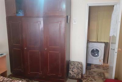 Apartament cu 3 camere semidecomandat în Viziru 1 - 4
