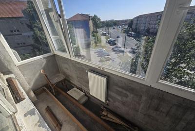 Langa Sud Plaza. Decomandat. Centrala proprie. 2 Balcoane, Debara. - 8