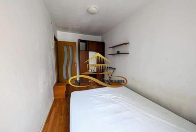 Apartament 3 camere, etaj2, zona Milcov - 9
