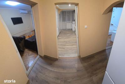 Apartament cu 2 camere decomandat în Micro 19 - 1