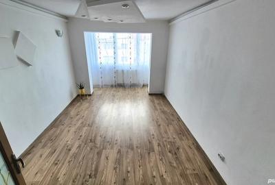 De vanzare apartament 2 camere Orastie - 2