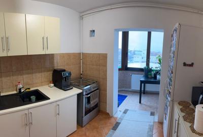 3 CAMERE /DR-URI / INEL 1