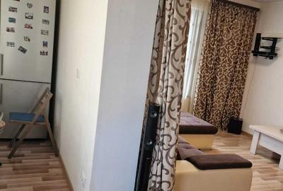 Apartament cu 3 camere decomandat în Brâncoveanu