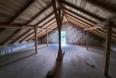 Casă cu 2 camere cu Teren 795 Mp în Regie - 17