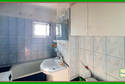 Apartament cu 3 camere de vânzare, Piata Mihai Viteazul, ECX00046 - 7