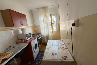 Garsonieră decomandată în Rovine - 4